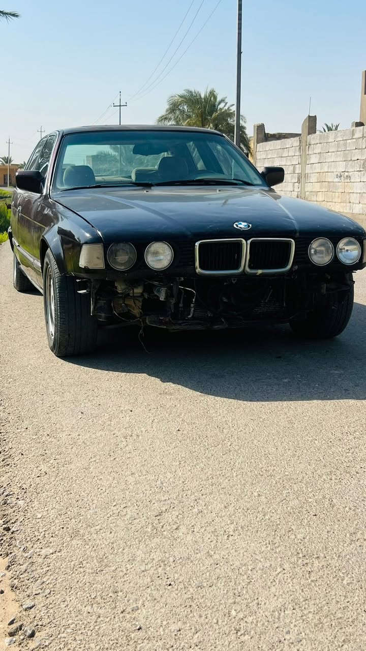 بي ام730رقم بغداد سنويه مامنتهيه كلشي شغال بيهه تبريد بس غاز داعميتهه موجوده***********ترهم مراوس
