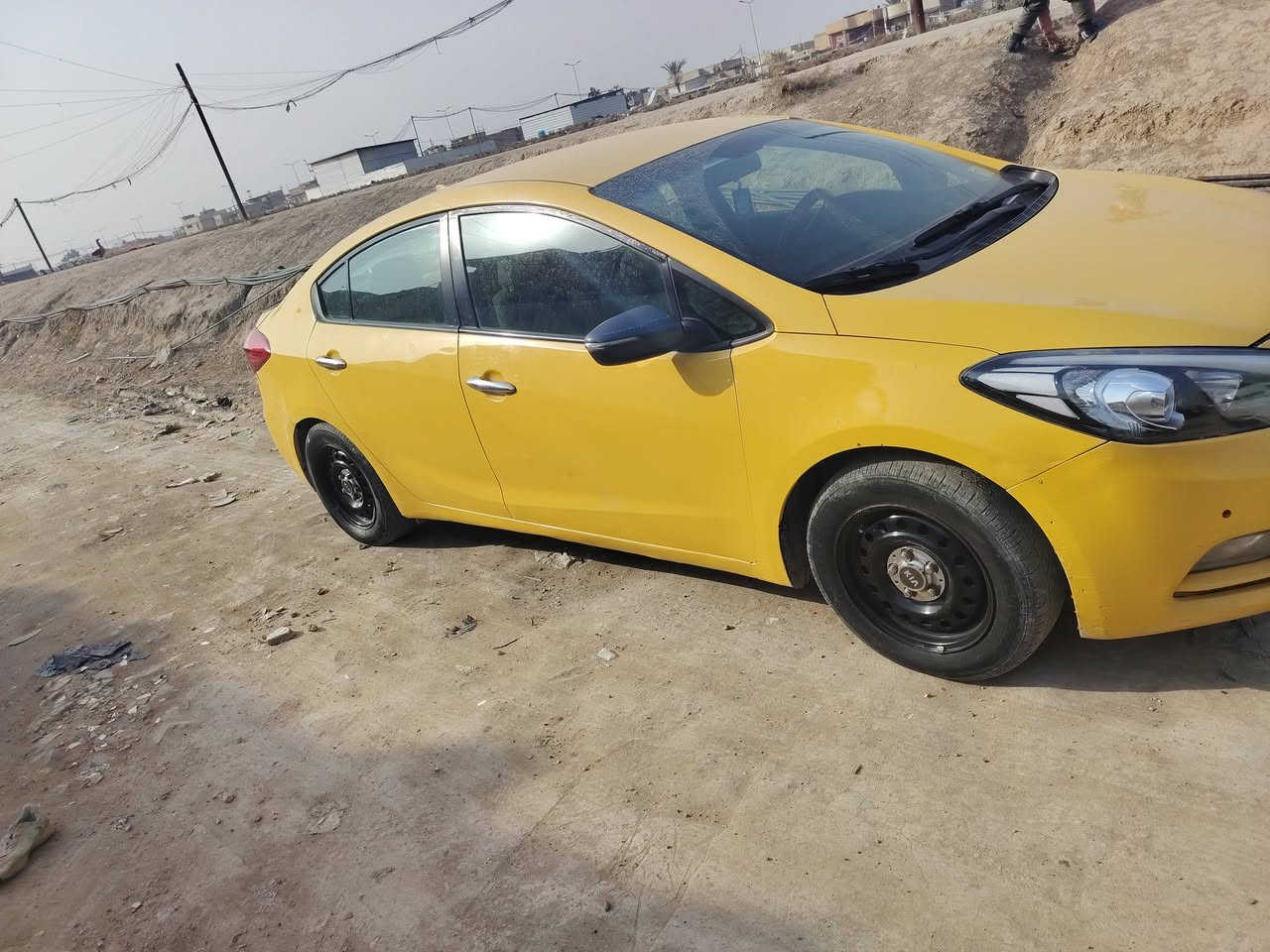 سلام عليكم فروتي سياره أمريكية حادثهه جاملغ الخلفي سياره مشروع وطني راعيهة بلكاظميه يريد تحويل دكعد ويه راعيهة هوه يكاتبك مديل سياره ٢٠١٤ سعره 85 بيهه مجال للستفسار أكثر لتصال عل رقم *********** عنوان السياره بغداد الشعله الجوادين
