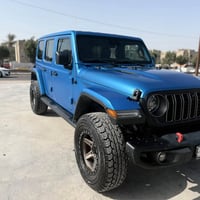 جيب رانجلر  موديل 2022 رقم بغداد وارد امريكي حادثه خفيف جدا موجود ويه ...