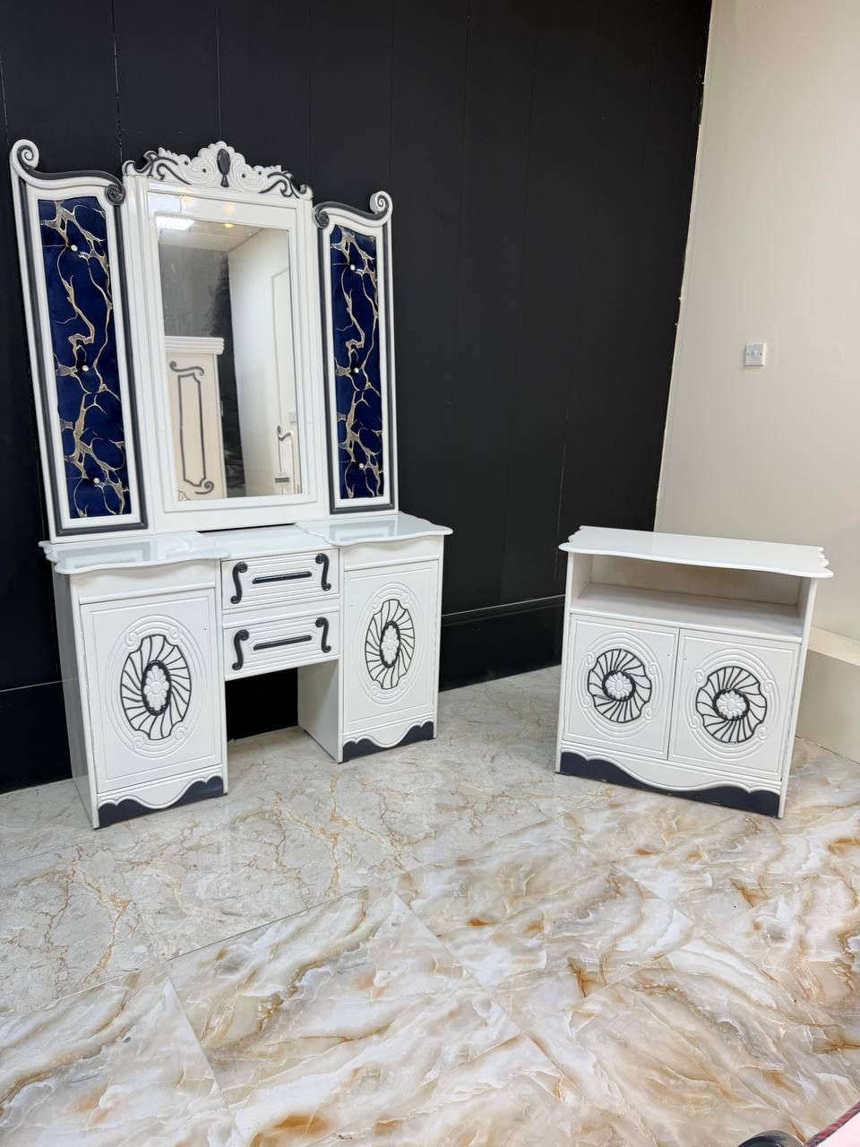 غرفة صاج عراقي تصميم تركي جاهز للحجز يوجد توصيل وشد جميع المحافضات استفسار خاص


**إذا كنت صاحب هذا الإعلان وتريد حذفه لأي سبب، رجاءا أرسل رسالة إلى الدعم الفني**