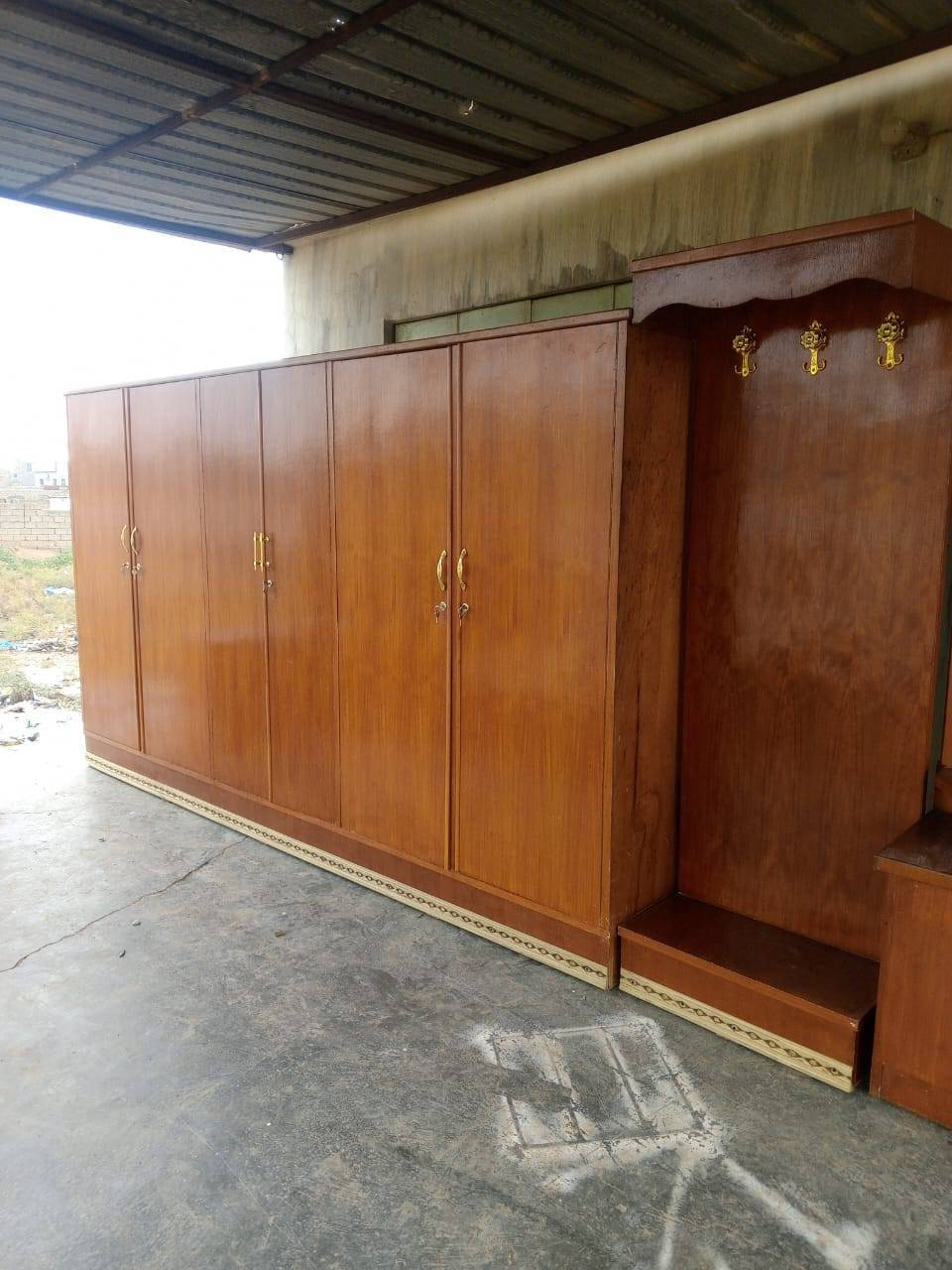 اسلام عليكم غرفه نوم للبيع مستخدمه شي قليل سعره 600وبيه مجال الاستفسار اتصال عرقم***********
