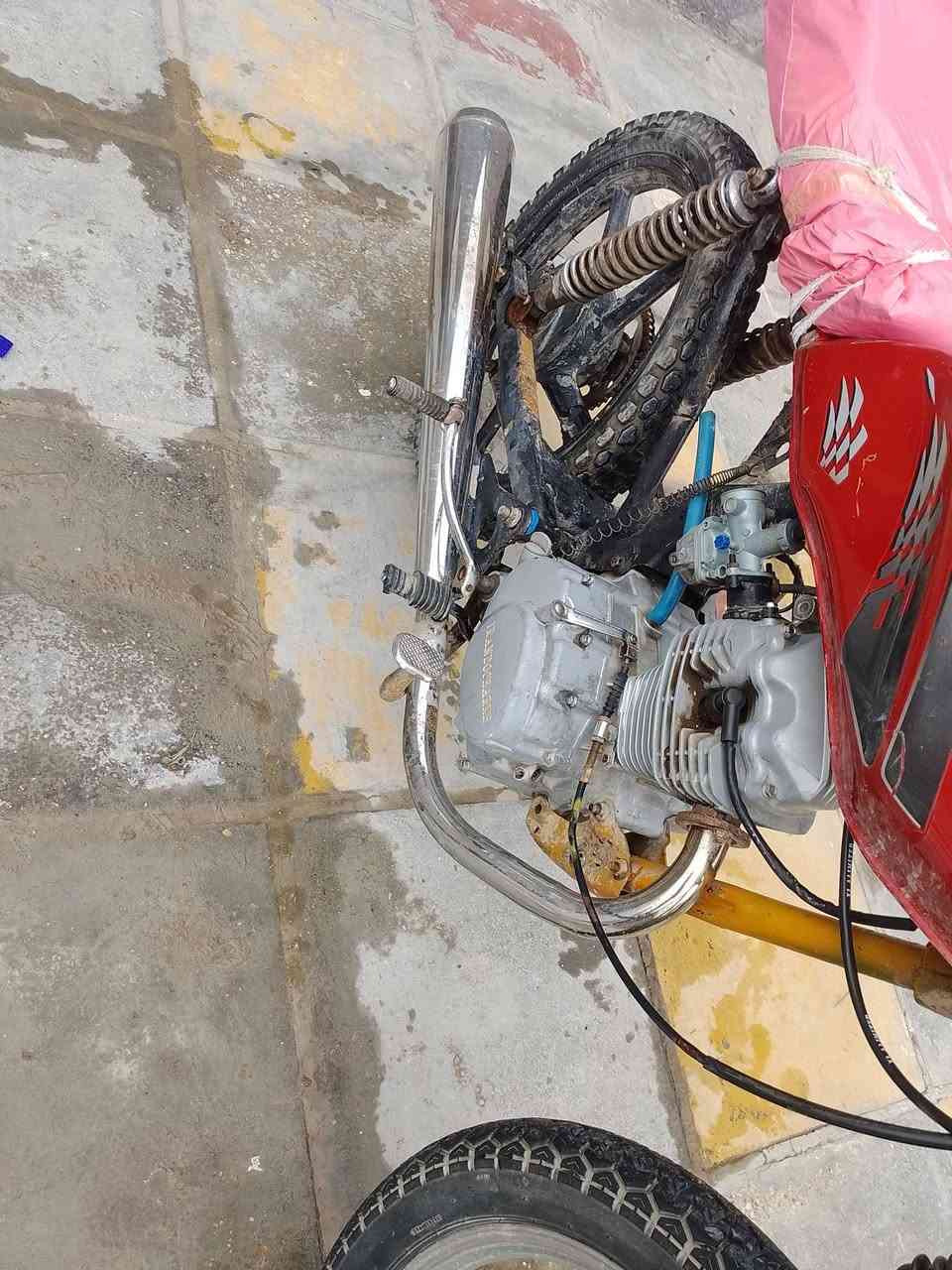 سعر 125. ***********
