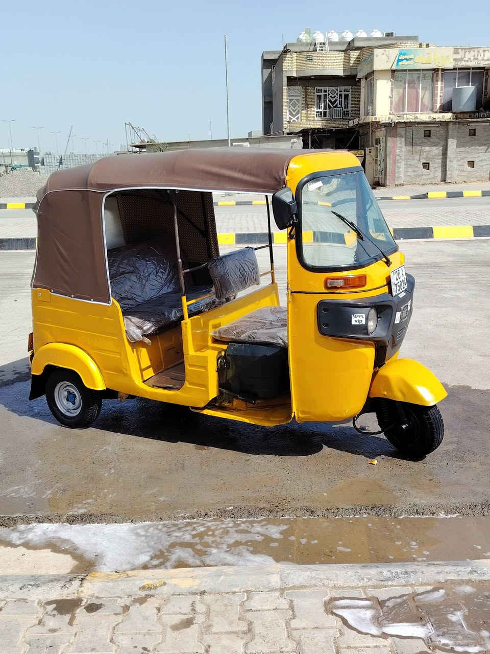 سلام عليكم تكتك للبيع موديل 18 رقم وسنويه تحويل ثاني يوم مصبوغه جماليه مكينه مكفوله مكان ديالى خان بني سعد ***********
