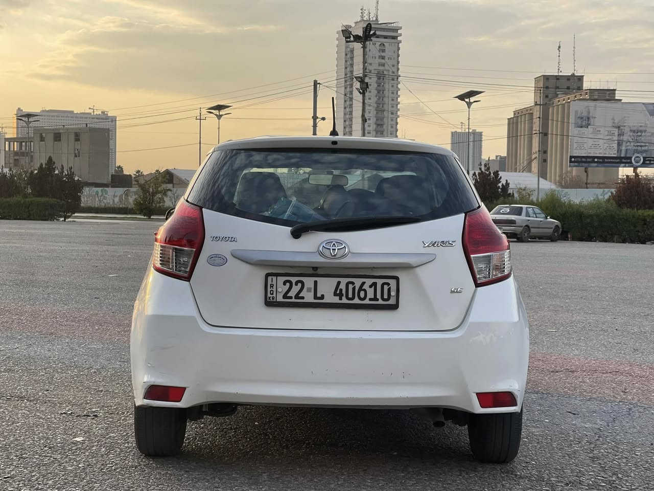 السلام عليكم
سعر ١١٠ ورقة 
نوع سيارة : تويوتا يارس 
موديل : ٢٠١٧ 
ماشية : ١٣٧ الف كم 
حجم محرك : ٤ سلندر ١.٣ 
وارد خليجي جاملغ بونيد صبغ بدون دواخل بدون ارباك بس رش بدون حادث 
تحويل غرامة شرط 
سنوية جديد 
كير محرك صدر كل جديد
مكان اربيل 
***********
