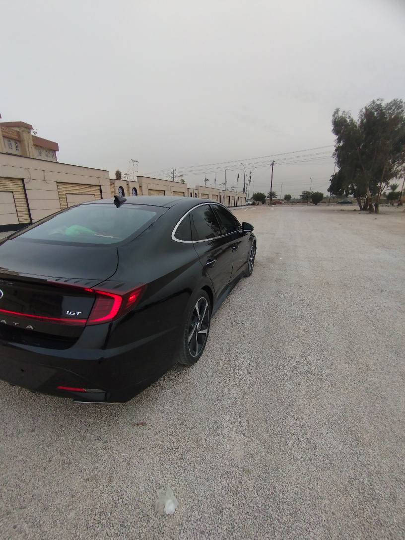 محرك السيارة 1.6 تيريو 
كير السيارة ATF ثمان سرعات 
بونراما قطعتين مع انارة LED داخلية واخاجية 
بصمة تشغيل المحرك+البوب بصمة لمس 
تشغيل عن بعد مع خدمة طوارئSOS 
كشنات جلد مع تدفئة + كهرباء 
صندوق ذكي 
سايد ابريك دكمة +وتو هولد + وتو بارك 
تحكمات ستيرن + شفتات ستيرن 
نقطة عمياء +تحديد مسار + قيادة ذاتية 
تبريد قطعتين 

وبعد بيهة موصفات اخوان سيارة ماشية ٦٥ ميل بدون رقم مدفوع كمرك مع ضريبة ترقيم على المشتري اوراق السيارة باسمي حادث فقط قبق جنطة وشوي من الجاملغ الخلفي مكان سيارة كربلاء 
سعر ١٧٣ $ وبيهة مجال 

رقم الهاتف *********** كربلاء, العراق
