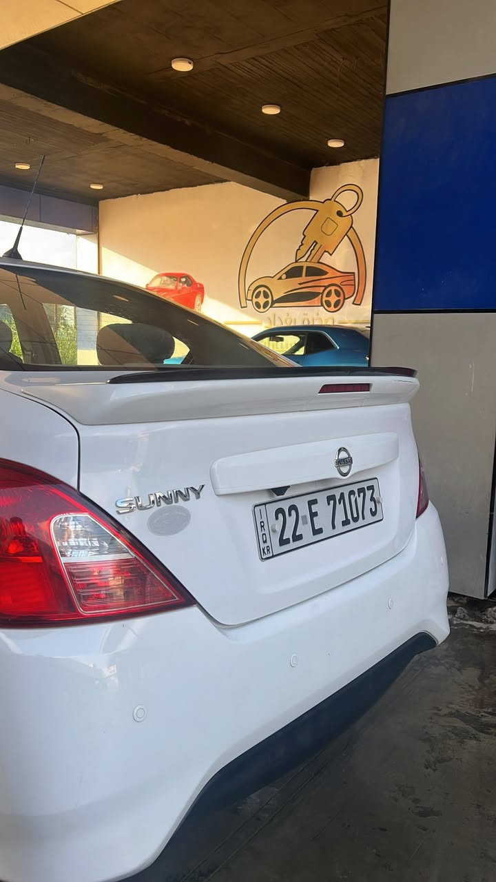 السلام عليكم نيسان سني ٢٠٢٢ هندي سيارة نضيفة ومكفولة عدة ٤ اصابع بارد فقط بدون صبغ السعر ١١٤ وبيها مجال 
***********
