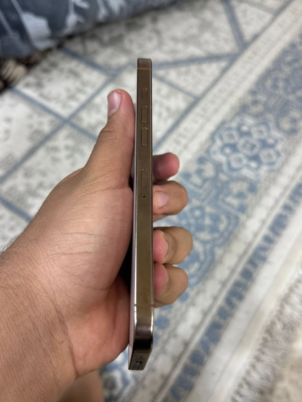 16 pro max 
256
بطاريه 92
ماستر ممفتوح الجهاز كامل ملحقاته فقط الفطر الي بل ضهر 
***********
مكاني الشعب
