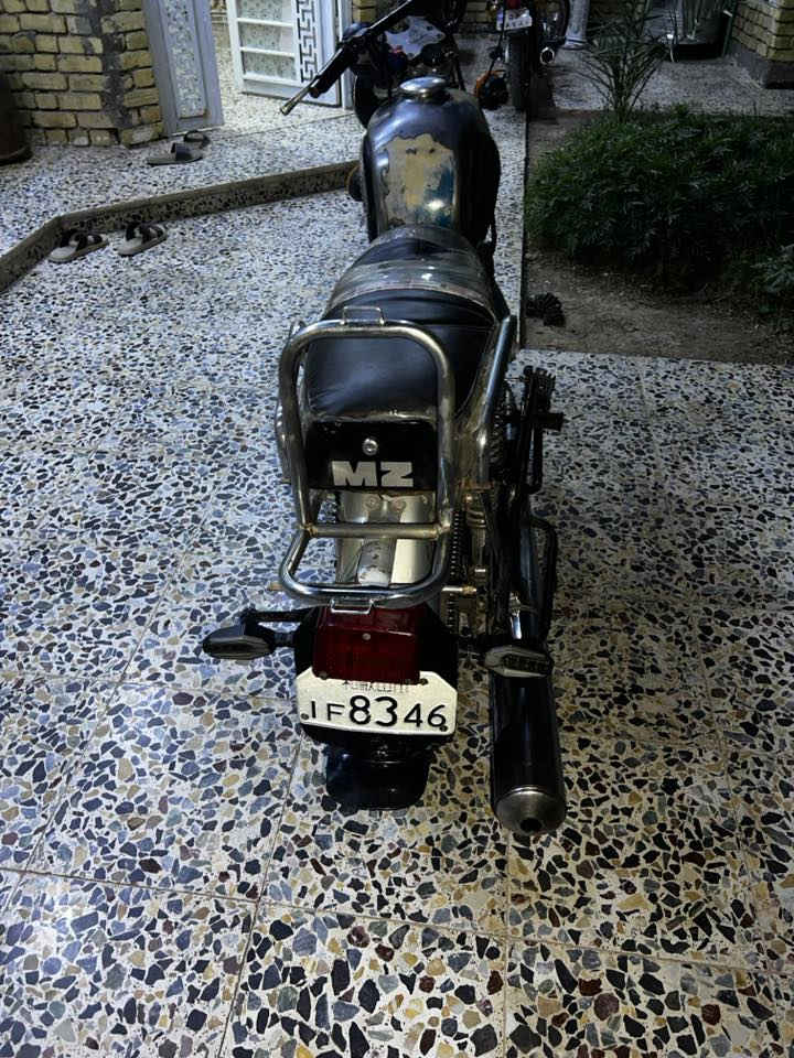 سلام عليكم دراجه MZ 81 بدون كلك للبيع لحيم ب الخشم المكان كوت انوار الهاتف : ‭0770 724 1005‬
