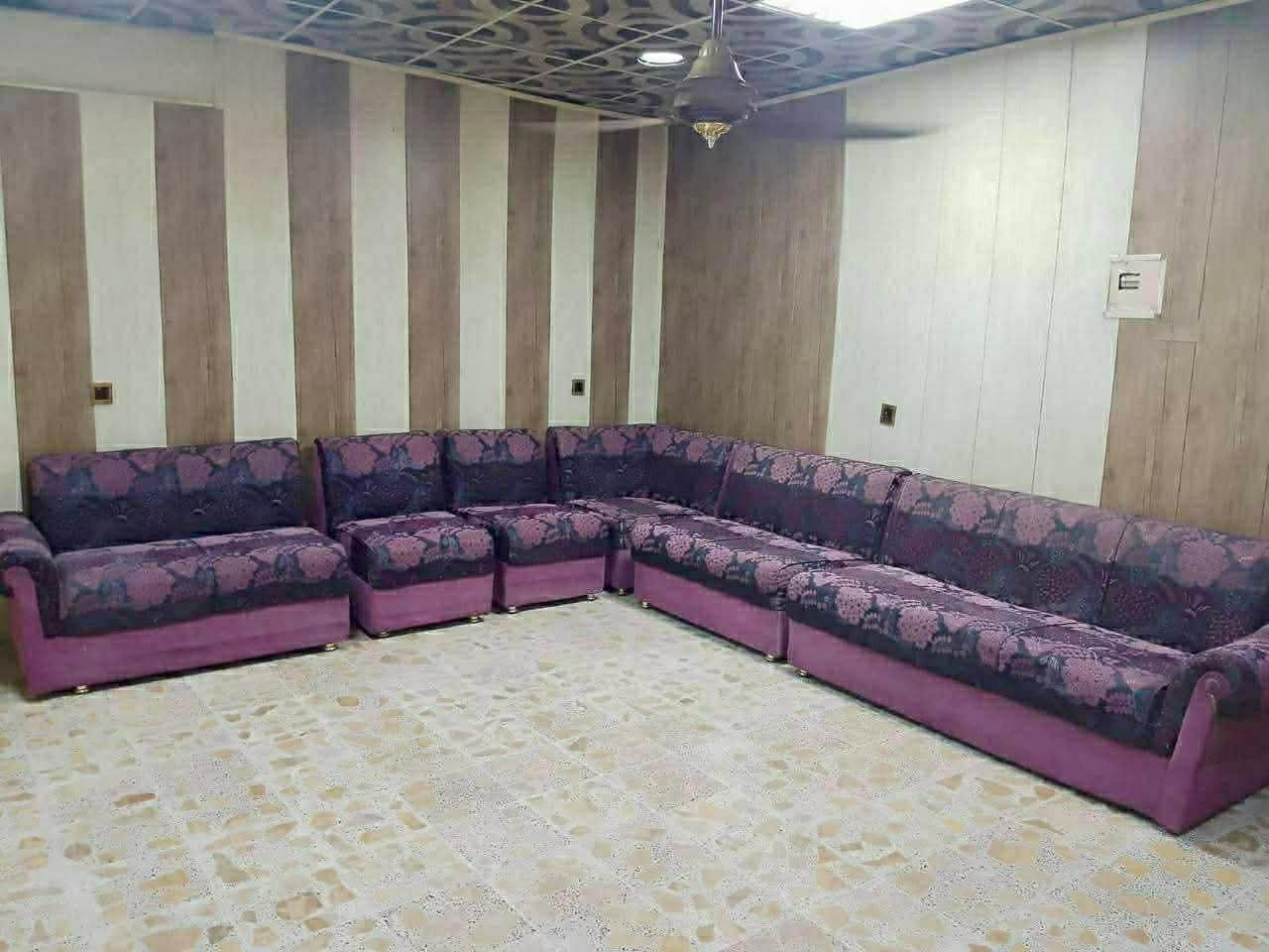 تخم 10 مقاعد المكان بغداد الحريه السعر 120
واتساب راسلوني ***********

