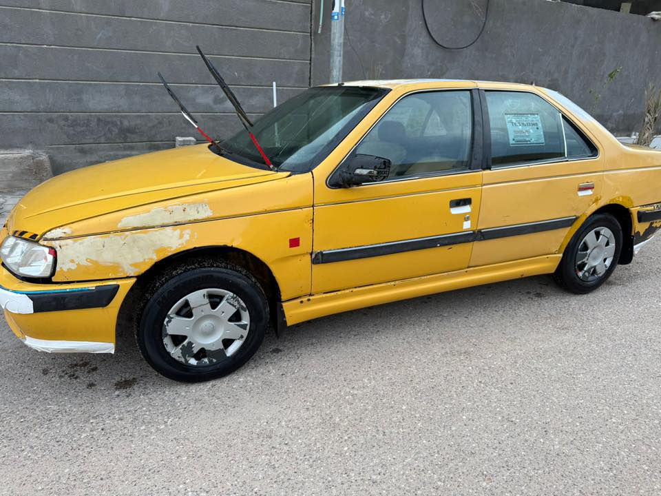 سلام عليكم بيجو بارص 2011 مكينه كير مكفولات رقم صدامي راعيه يريد تحويل  الشكل مثل ماواضح بل صور السعر 13 او بيه مجال عنواني البصره قضاء المدينه 
رقمي ***********
