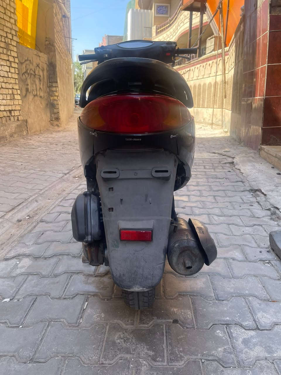 بريز لايت عالي كابريتى بلاديه
مكينه بلاد بس الكور مفتوح شرط بوشه بلاديه 
كفرات بلاديه ختم واحد وي المكينه
كهربائيات كله شغاله منطول لطول 
دبلات تايرات لوك طسه ناعمه كلش 
ستانين تعليك وصفح قفل ستيرن وقفل جنطه سعر 600 الف بيهى مجال حك جيه بغداد الكريعات استفسار اكثر اتصال ☎️ ***********
