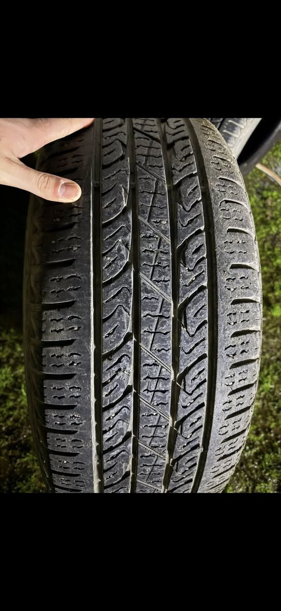 للبيع هاي التيارات  التفاصيل بالصورة
طخم كامل 4 
الحجم 20 275/60
قيم وأخذهم بما يرضي الله


**إذا كنت صاحب هذا الإعلان وتريد حذفه لأي سبب، رجاءا أرسل رسالة إلى الدعم الفني**