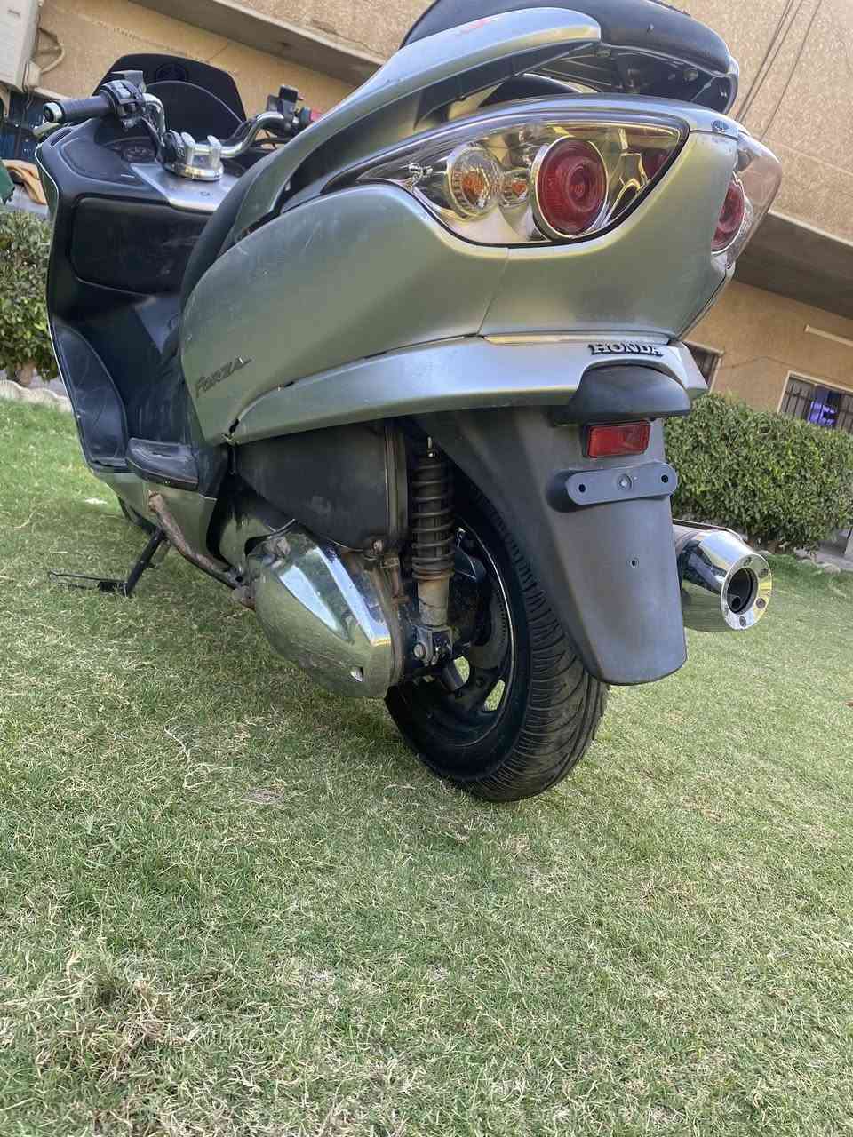 فورزه 09   مكينه مكفوله  الدراجه خير من الله مسجل  *********** جاهزه من كلشي السعر مليون و ١٠٠ بيهة مجال مكاني بغداد
