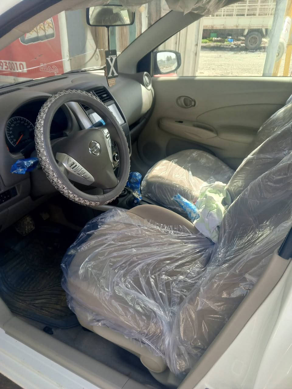 نيسان سني مصري موديل 25 شمالي السعر 125وبيهه مجال جديده مكان بغداد ***********
