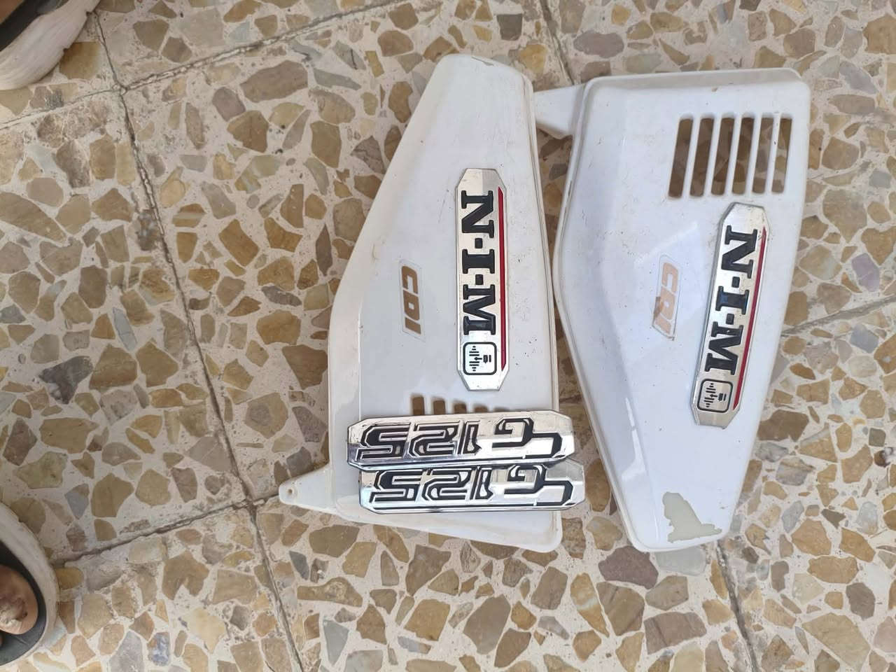 سلام عليكم غراض اربعه كير وفراشه للبيع كلمن وسعره
مكاني نجف شارع المعمل مكلف بل نشرر مخلمة ۦ٭۬ﮧ۬ يمه


**إذا كنت صاحب هذا الإعلان وتريد حذفه لأي سبب، رجاءا أرسل رسالة إلى الدعم الفني**