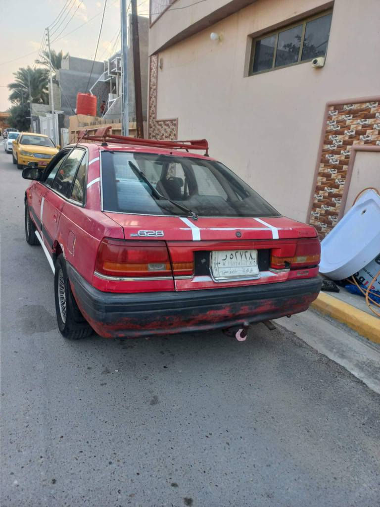 بسم الله بةناوي خوا ***********سيارة مازدا موديل 1991 مكينة بةشرت رةقةم كركوك وكالة سةنةوي بةشةرت تةبريد عيش دةكات بةس دةبيت جاكي بكةي سيارةكة وةك وينةكة پاكة سيارةكة لة داقووقة سعر 👈 20👉 مجال دكوك, كركوك
