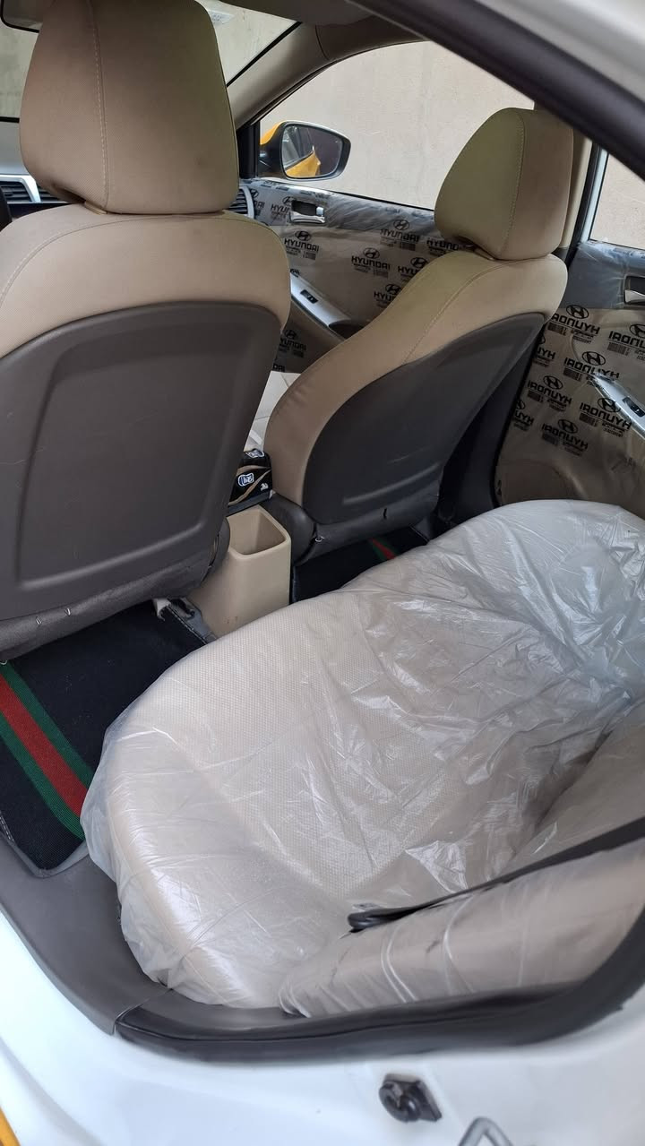 السلام عليكم...
اكسنت خليجي موديل 2014 مكفوله من الحادث هيئه وغرامات مصفره مكينه دوش 1400 كير at ابو القطره سياره جاهزه خير من الله مابيه كل نقص.
السعر85
***********
مكان بغداد
