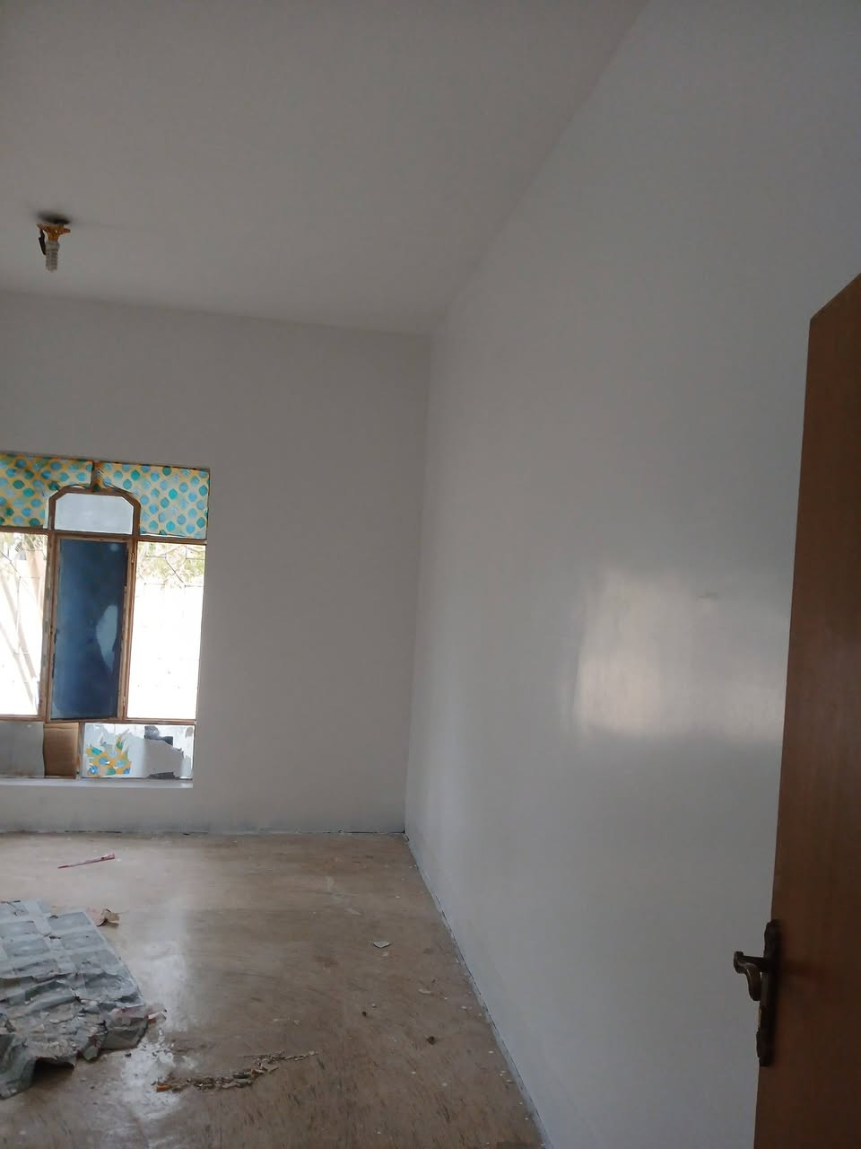 جانب من عملنا  البسيط 
هذا الأسبوع 
السقف ابيض والجدار ثلجي
اصباغ المرجان داخلي خارجي  الأول بالعراق 
جبس بورد ،نقوش ،سحبات جدارية وسقفية وبوكس جبس  وسحبات بورك ويوم
نعمل لاجل ارضاء زبائننا الكرام وعملنا بإخلاص   
والتوفيق من الله تعالى 
اتقان العمل سر نجاحنا اولا واخيرا 
الاستفسار الاتصال على الأرقام التالية 
*********** مصطفى خضير العيساوي 
*********** رسول علي العيساوي
