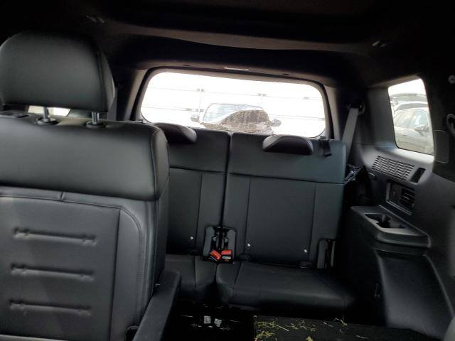 السلام عليكم 
هيونداي سنتافيا موديل 2025  جلد داخل اسود /,فول ١/١  ماشيه 5 الف 7 راكب أبيع على وضعها السيارة بغداد بليوسفية  باسمي مكمرك وكامل الحادث كما موضح بالصور للاستفسار الاتصال على الرقم التالي  وبيها مجال للشراي 
***********
