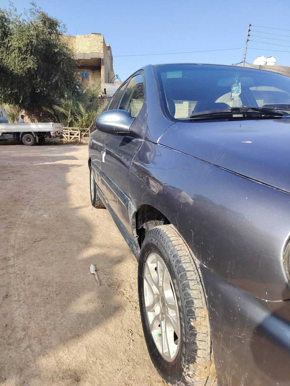 كيه ريو للبيع موديل 2001 مكينه 1600كير اوتماتيك بسمي السنويه رقم بغداد انكليزي مكانهه بغداد منطقه حي النصر سعرهه ٣٨ وبيهه مجال بسيط رقمي ***********
