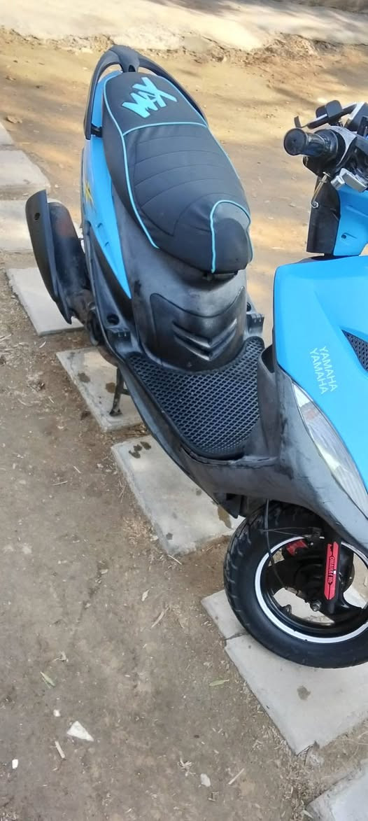 #للبيع
السلام عليكم 

دراجة ماكس عدلة كفالة عامة الدراجة كلش نضيفة مثل ما واضح بصور كهربايات كلة شغالة نكرة سلف بي وقت 
الدراجة نضيفة بمعنأ الكلمة شلعة معدل تخم تاير جديد السعر 650 وبيهة مجال بسيط رقمي للتواصل *********** مكاني الزعفرانية
