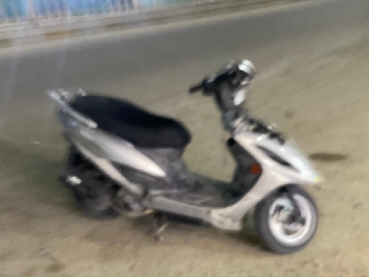السلام عليكم دراجه كامكو للبيع مامفتوحه سعره 450 مستعجل علا البيع.    ***********

