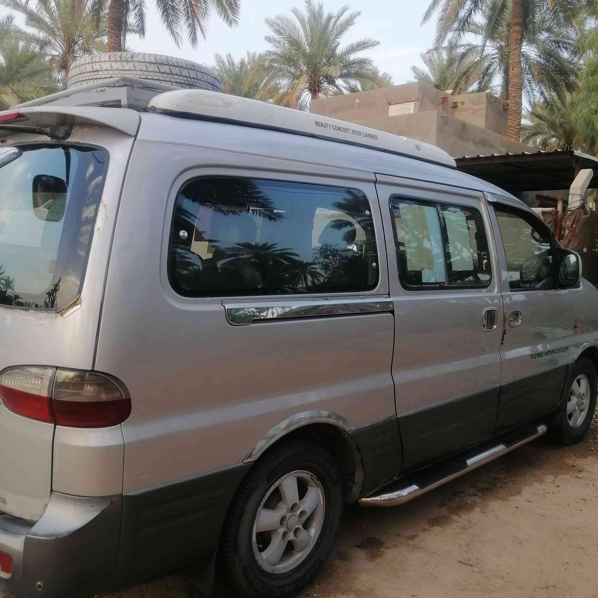 تحية طيبة وبعد لكل سواق العجلات الاستاركس . الي يرغب يشتري عجلة  او مراوس بسياره ناصي  استاركس ٢٠٠٧ سلفري اللون وأيضا الدواخل والكشنات والكاعية نضيفة والكير اوتماتيك البلادي محرك نوع مفتوح تبخير بالمكينة والسنوية بأسمي رقم بابل ألماني . ف الحب يشتري متواجد ضمن قضاء المحاويل قرية الكريعات السعر ٨٠ ورقة وبيها مجال للطيبين . وهذا رقمي الاسيا *********** / ***********
