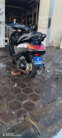 سلا عليكم دراجه سبيسي ياباني للبيع هندر سلف كهربائيات شغاله كفرات اصلي...