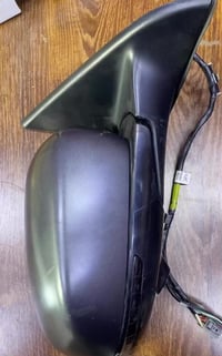 يتوفر   لدينا طخم مرايه  جيب كومباس  فول مواصفات ( كامره رادار اشاره ت...