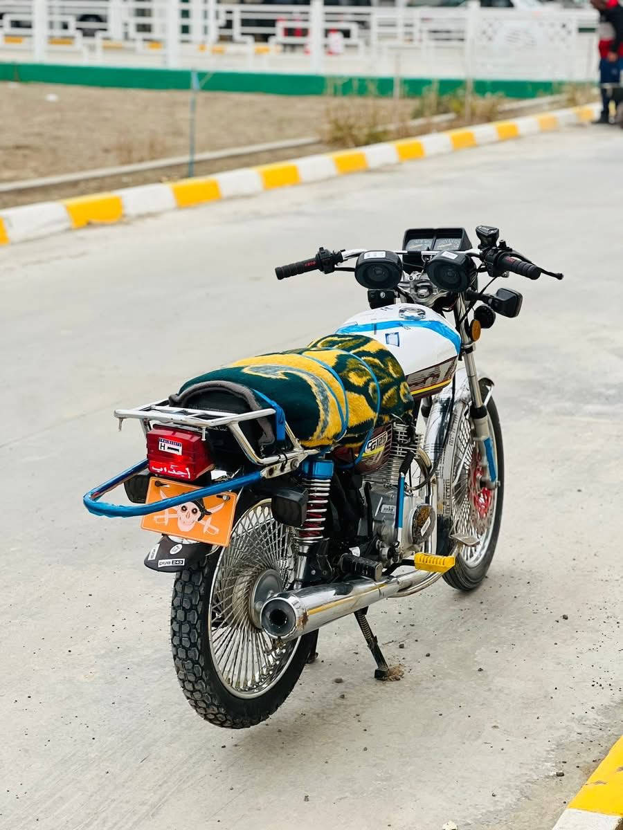 السلام عليكم
للبيع تايكر 24 
محرك ما مفتوح 
موطور كلشي ما عايزه 
السعر خاص ومراوس حسب القناعه 
المكان صلاح الدين _ العلم 
الرقم *********** 
متواجد واتساب
