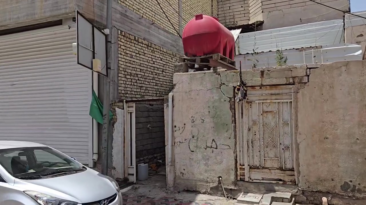 دار للبيع قطاع ٢٨ قرب مجمع سيد شريف 
***********
