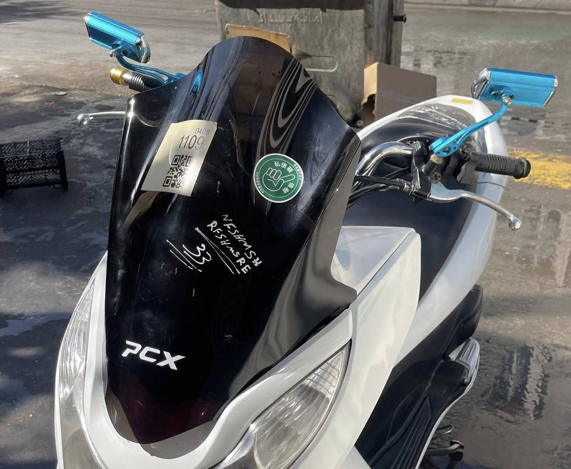 سلام عليكم 
pcx جيل الاول 2016 Jfياباني اصلي مكينة مفتوحة تبديل كازكيت م بيه نقص راديتر جديد واتر بم جديد ولف حماوة جوزة حماوة كلشي جديد م بيها اي نقص مكاني الدورة او السيدية  السعر مليون و100بيها مجال رقمي ***********
