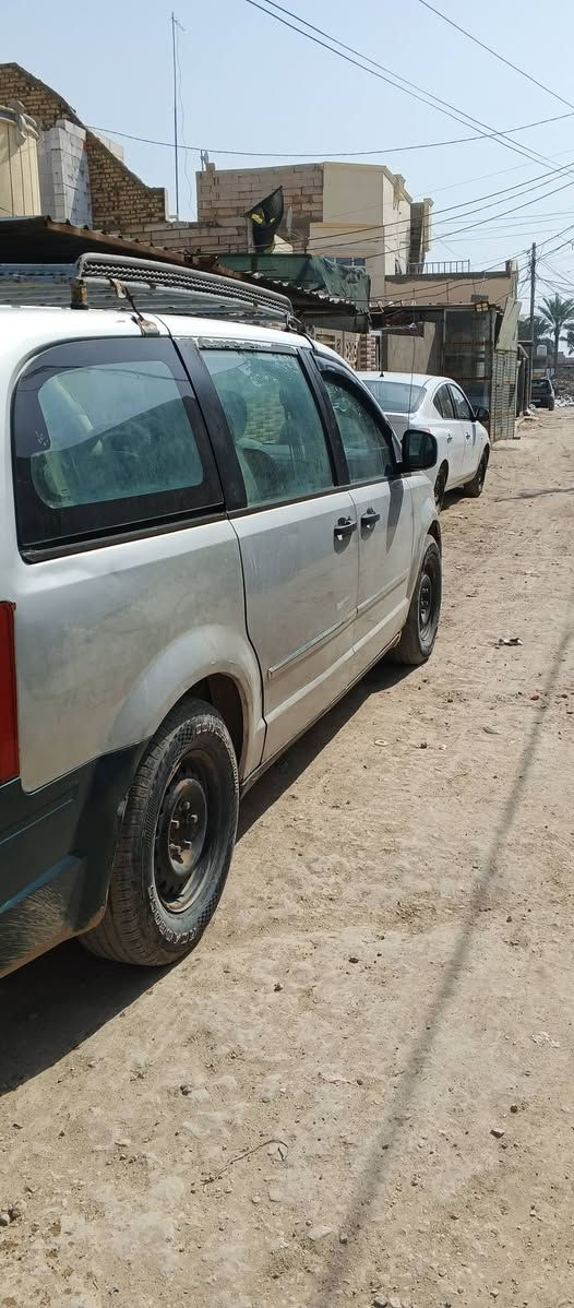 للبيع ٢٠٠٨باسمي تبريد كهرباء كامله عوزه زوج تاير دوشمه كشن السائق محرك ٣٨٠٠قبل شهر بدلته حاويه رقم بغداد حادثه باب الجنه مدل والقديم موجود السعر ٨٥قفل العنوان بابل ***********
