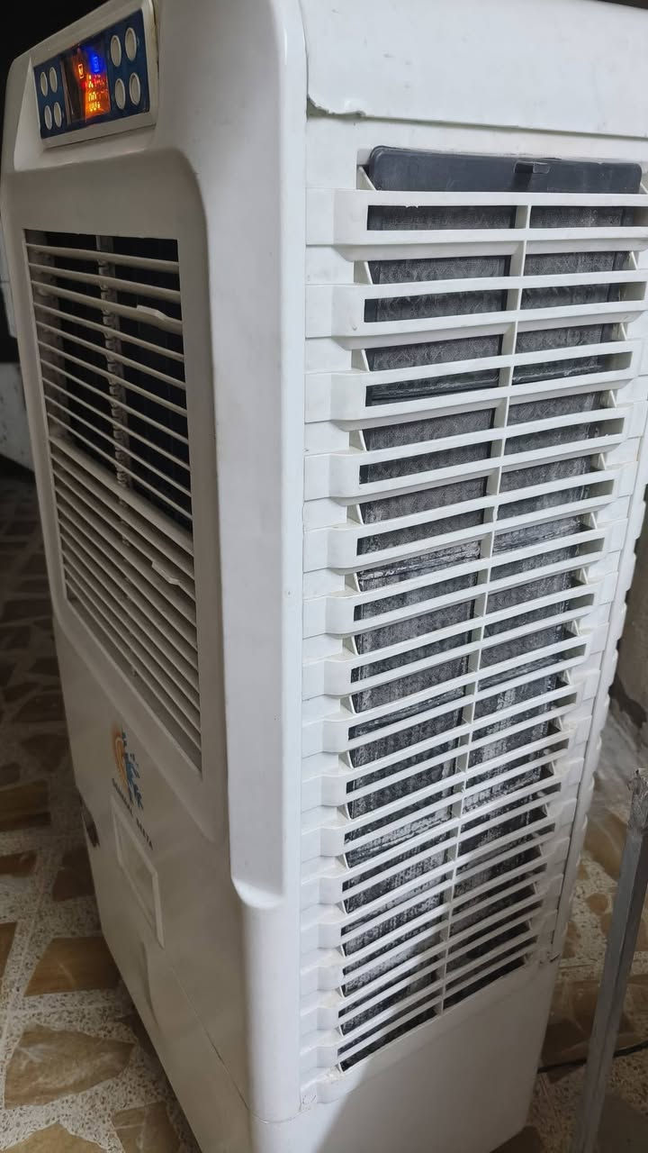 كونفيرة للبيع مابيها أي عيب الموشراي ياريت يرفع المنشور وشراي يتصل على هذا الرقم‏‪***********‬‏ بي واتس
