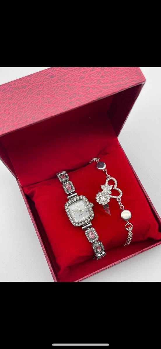 🎁✨ عرض مميز ومحدود لعشّاق الأناقة ✨🎁
بكج نسائي راقي 💎
⌚ ساعة أنيقة + 📿 سوار + 💍 محبس
طلاء ثابت وجودة ممتازة ✨
🔥 السعر فقط 5000 🔥
🚚 توصيل كربلاء 3000
🚚 توصيل داخل طويريج 2000
💝 هدية مثالية للزوجة، الأخت، الحبيبة أو صديقة عزيزة
سعر مناسب وشكل فخم يخطف الأنظار 😍
📍 كربلاء – الهندية / ام الهوى الجديدة / مقابل شارع الحمداني 
📞 للحجز والاستفسار: ***********
⚠️ الكمية محدودة… احجز الآن قبل نفاذ العرض

***********⁩
