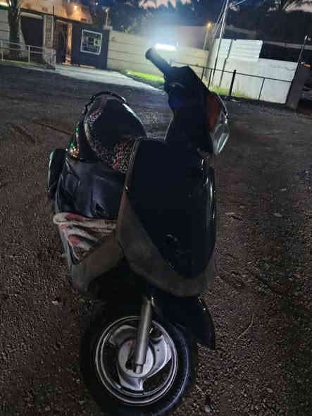 السلام عليكم دراجه ماكس قجمه شغاله سلف هندر كهربائيات كامله مكمله بيها فطر بل بجم سعر 250 بيه مجال هاذه رقم الهاتف ***********
