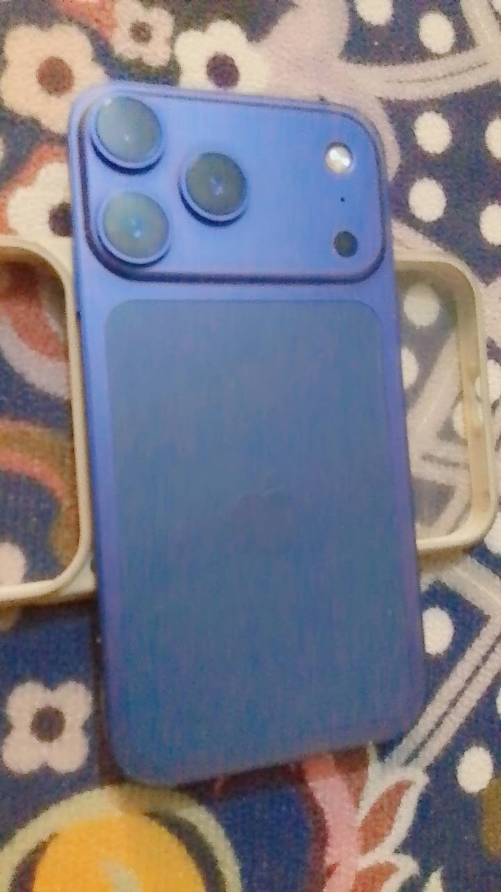 سلام عليكم  

ايفون  XR محور 17  الجهاز يخبل لمس مخابره تصال واي فاي كله شغال فيس ايدي شغال مبدل بس بطاريه اصليه وكاله انسى صرف شحن ذاكره 64 السعر 225 
تقاطع النهروان 📍  ه‍ــــــ/. ***********
