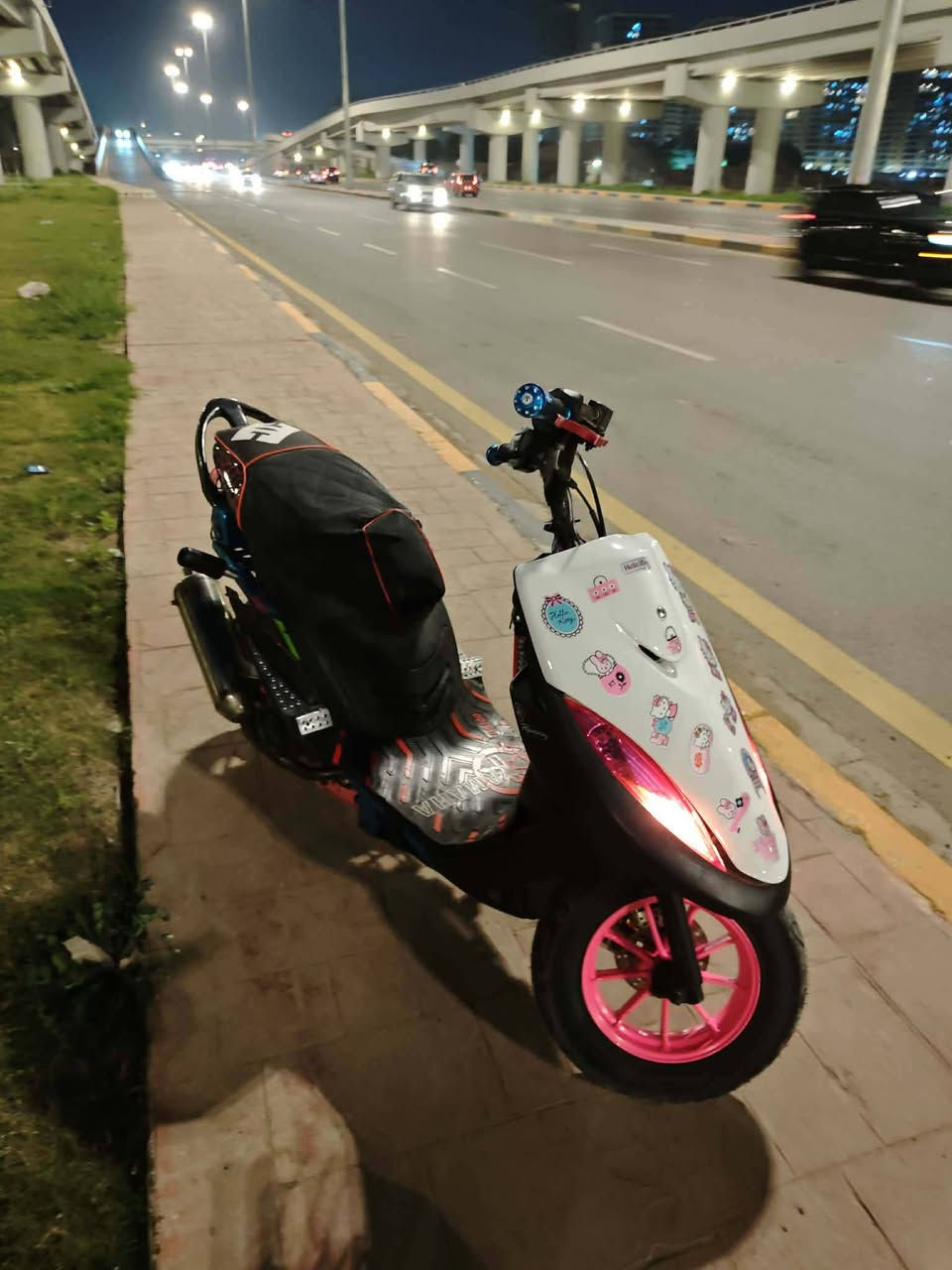 سلام عليكم دراجه ماكس عدله
كلشي بيهة مزود 
بوش 55
سلف هندر شغال 
شوته مال 4 والفت 
صالنصه رياضي 
دراجه  شلعة اتشك الكاع ✈️
الدراجه فوللل  
السعر 650 بيك خير او دلل 
الفلوجه حي الشهداء
***********
