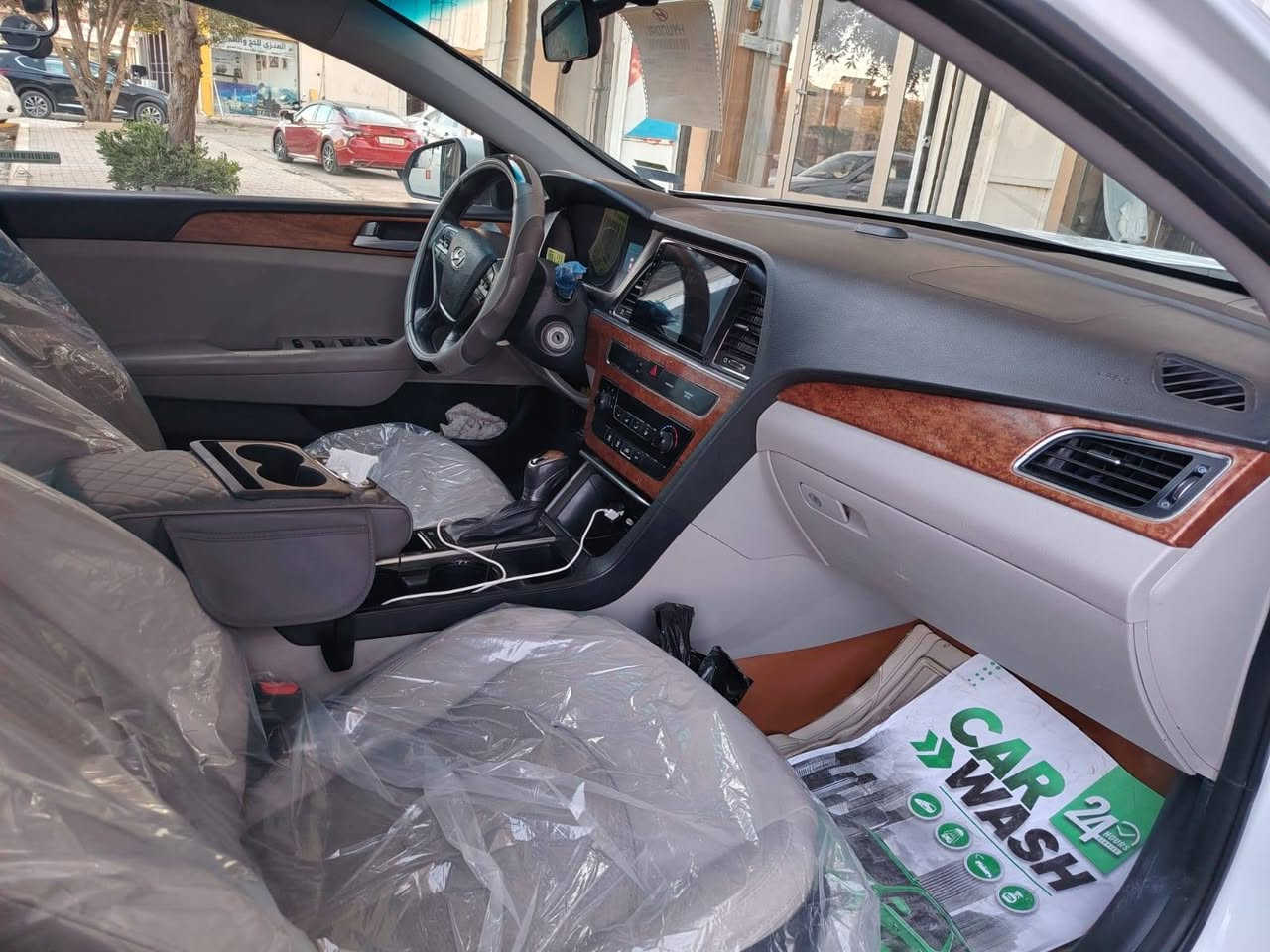 السلام عليكم بيع سوناتا 2017 سياره جاهزه ما بيها اي نقص ماشيه 169 مكان السياره الانبار الرمادي السعر 118 اتصال الرقم تحويل نفس اليوم بيها مجال بسيط ***********
