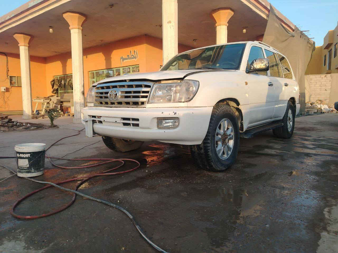 لاندكروز
موديل ٢٠٠٤
  السياره جاهزه من كير ومحرك واكسل والكشر مصبوغ شوفت عينك 
كير عادي
 واسط الكوت
 قرب بوابه كوت بغداد مقابل بانزين خانه البوابه
    رقم انكليزي واسط 
للاستفسار الاتصال 
***********
