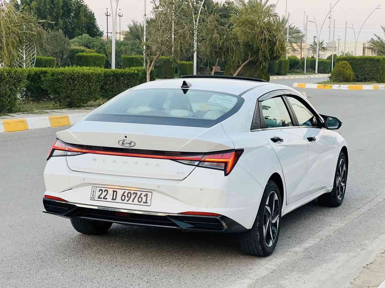 السلام عليكم…اعتذر عن الاقساط والوعده..
للبيع بسعر مناسب جداً 154….
هونداي النترا 2021 خليجي لون ابيض ثلجي رقم اربيل دولي سنويه جديده لغايه 2028 شرط التحويل…سياره خير من الله حيل حلوه واحلى من الصور…فول مواصفات1/1 اعلى مواصفات بالنترا 
بصمه وسلايت وويل كروم حجم 17 لد بالايت وبك لد تبريد قطعتين تشغيل عن بعد وبعد بيها هواي مواصفات مايحتاج اذكرها…ماشيه 77km حقيقي شرط الفحص…سياره جاهزه مجهزه بدون نقص…
محرك 2000دوش المرغوب مامفتوح شرط
كير at مامفتوح شرط صدر جديد طخم تاير جديد تبريد ثلج تدفئه نار…
بيها هلال الجاملغ الخلفي مع باب الخلفي بدون قطره داخل شرط والباقي مكفول…
السعر 154 وبيها مجال 
مكاني صلاح الدين تكريت 
للاستفسار ***********
