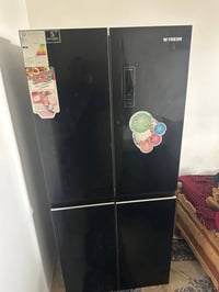 ثلاجه للبيع السعر ٤٠٠ اربع بيبان بيهه ٠٧٧١١٣٢١٥٦٩