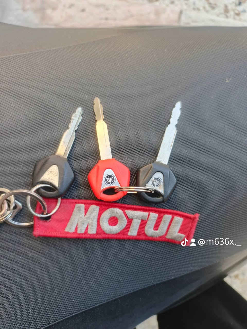 سلام عليكم تماكس ١٤ أصل فول ومكفوله ماشيه ٣٥ /٣ سويجات
بغداد 
***********
