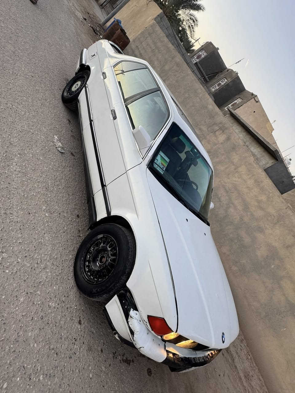 ‏سلام عليكم ‏عندي سيارة أريد رؤوسها***********
