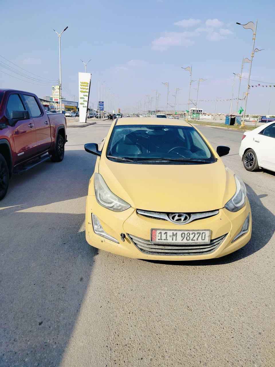 السلام عليكم ورحمه الله
سيارة النترا موديل 2016 رقم بغداد محرك وكير مكفولات بدون دواخل وارباك  تخم تاير خط ابيض سيارة خير من الله   وصور الحادث مرفقه بلمنشور للاستفسار اكثر***********
