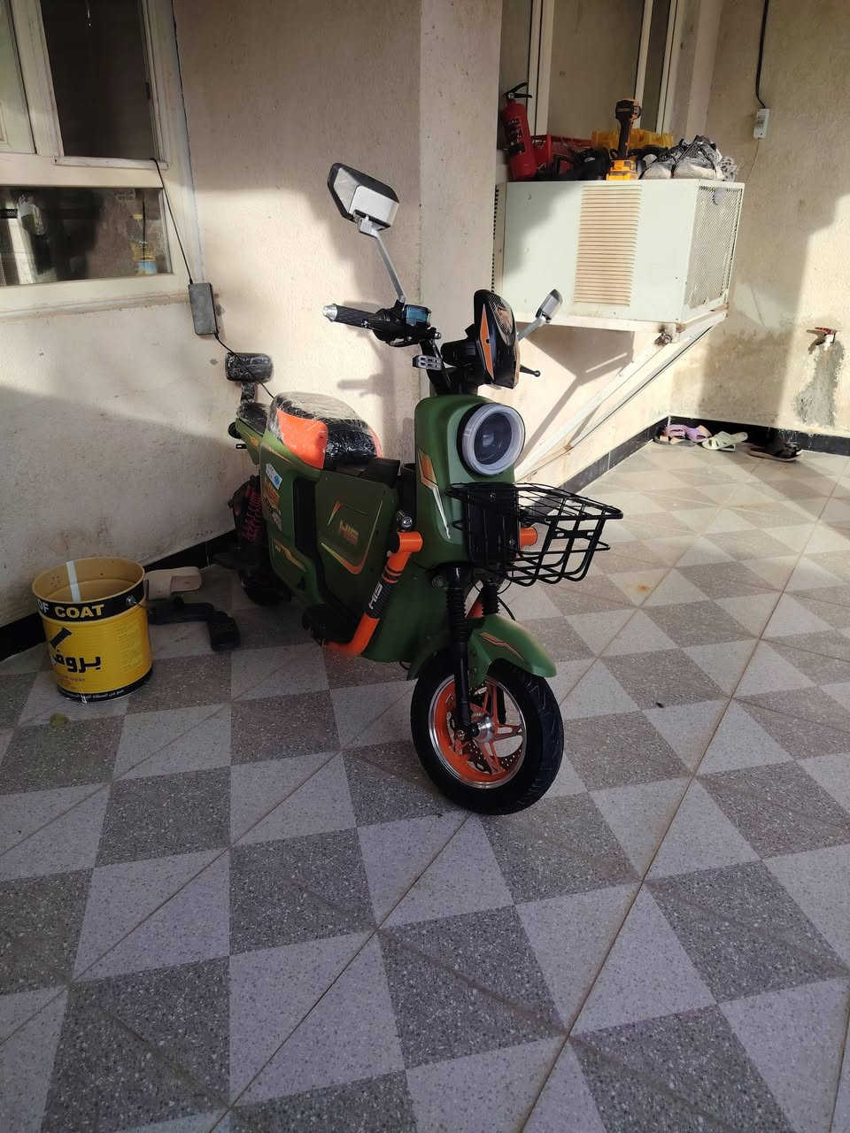 السلام وعليكم باسكل شحن البيع ٣٢انبير ار٩ ماكس كفاله عامه من البطاريات كهربايات شقاله 5 بطاريات دبل صار شهرين من اشتريته رقمي ***********
