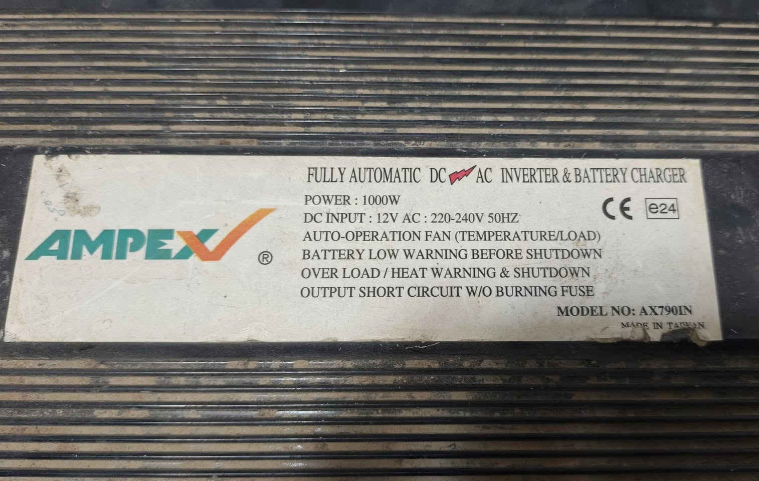 انفيتةر كاربا 1000 وات 240 ڤولت السليمانية, العراق


**إذا كنت صاحب هذا الإعلان وتريد حذفه لأي سبب، رجاءا أرسل رسالة إلى الدعم الفني**