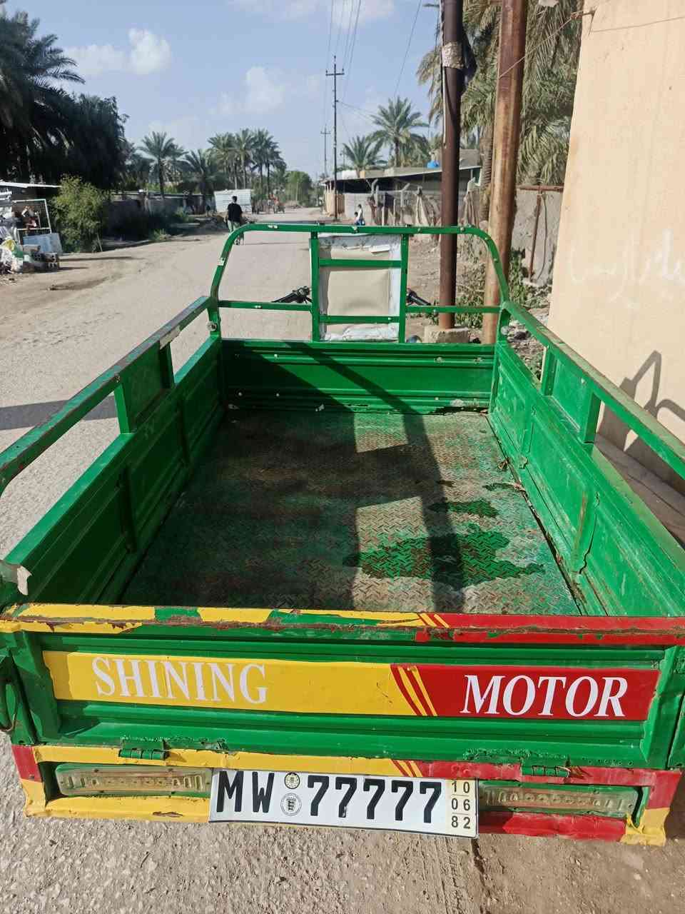 السلام عليكم حبايب
متاااح ستوته موديل 21 محرك 25 اوراق اصولي مكان بابل محاويل السعر مليون 250 بيهه مجال حك الجيه فقط
اتصل / ***********
