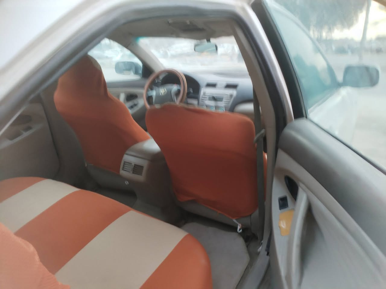 كامري 2007
كصتين ادوات 
بيها دبل فاكس
تبريد شغال
مكانها نجف
***********
السعر 35
