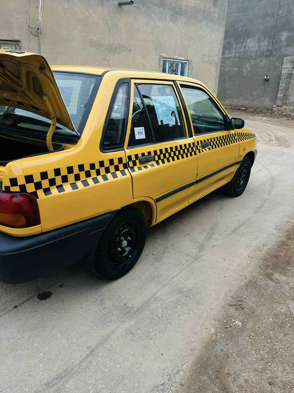 السلام عليكم سايبا مديل 2009 رقم بغداد دولي سنويه 2030مصفره هيئه وغرامات ومن كلشي وضع شركه هزه حداديه تخم تاير مكفوله من كير ومكينه وتبريد وتتدفئه تاريك وين مايعجبك مكاني سماوه ***********سعرها —40 وبيها مجال
